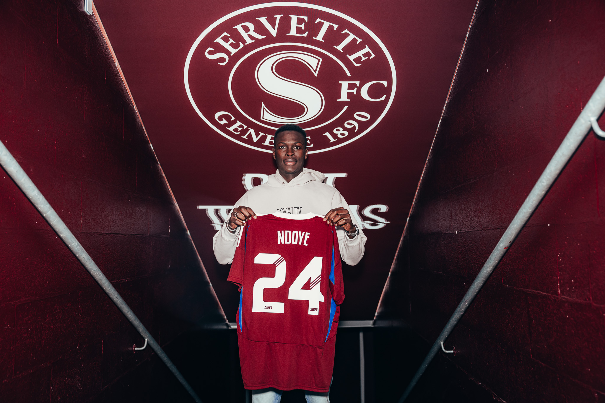Officiel Alioune Ndoye Rejoint Servette FC En Suisse Foot Africa