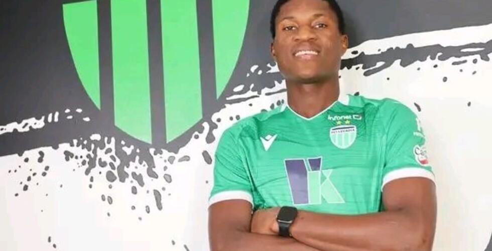 Victory Iboro Sunday signe au Levadia