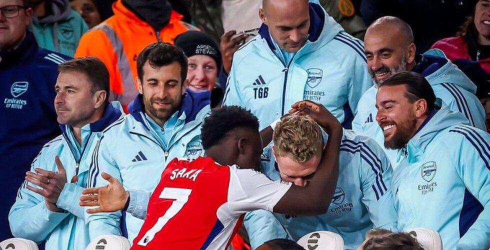 Premier League : Retour en fanfare, Bukayo Saka marque et offre la victoire à Arsenal