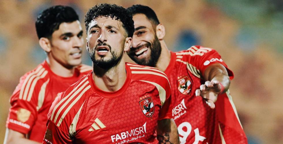 Ligue égyptienne : Al Ahly réduit l'écart à un point sur Pyramids dans la course au titre après une large victoire