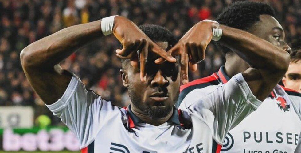 Maxwel Cornet séduit le Genoa : une prolongation dans les tuyaux ?