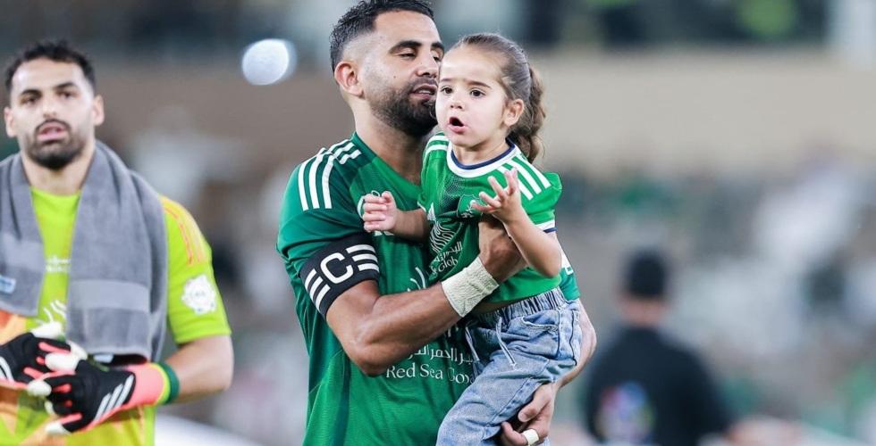 Va-t-il rejoindre Al Hilal pour le Mondial des Clubs ? .. Mahrez brise le silence