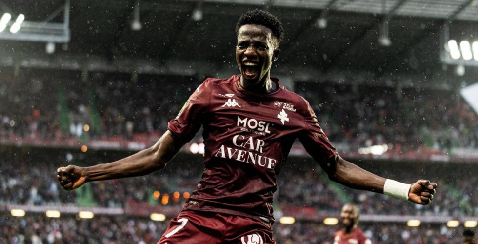 Mercato : Papa Amadou Diallo en route vers le Slavia Prague