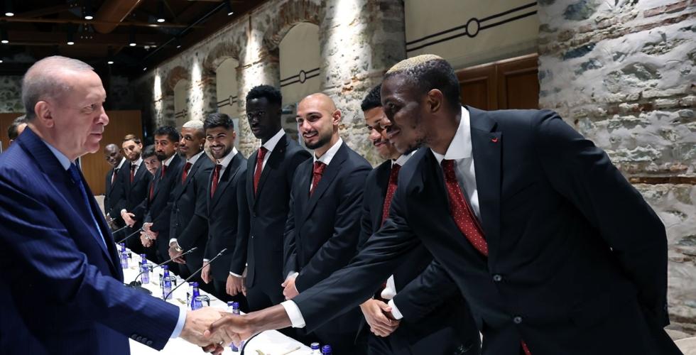 Osimhen entre dans la liste africaine de la paix des 100 noms !