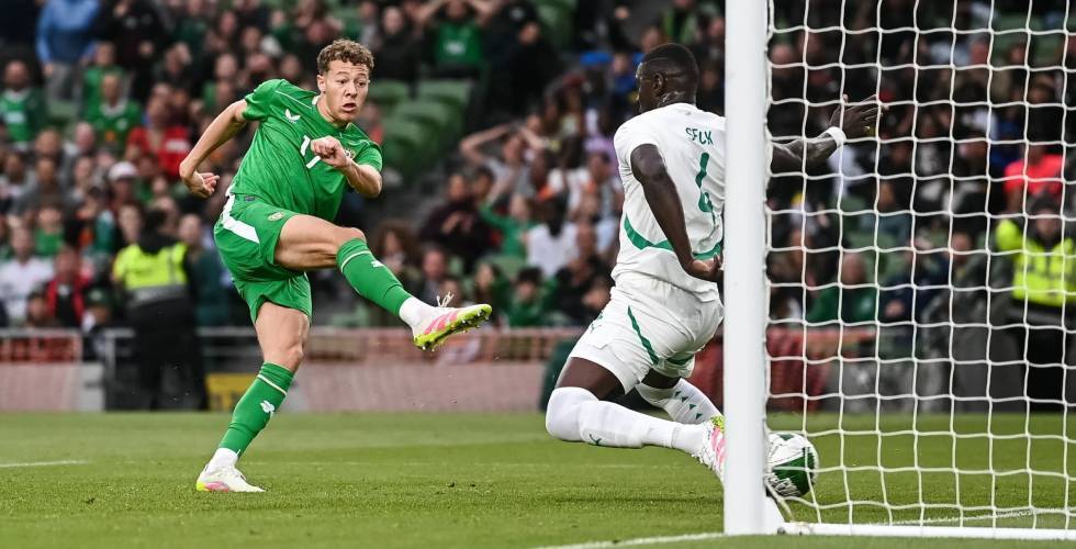 McAteer brille, Sarr frappe en fin de match : l’Irlande et le Sénégal se quittent sur un nul 1-1