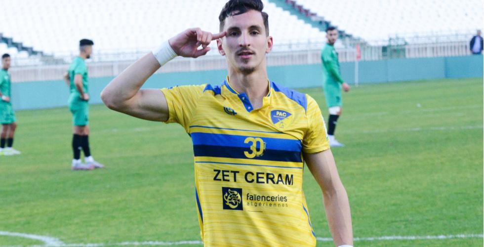 L'intérêt pour Adil Boulbina grandit : le meilleur buteur du championnat algérien va-t-il quitter so