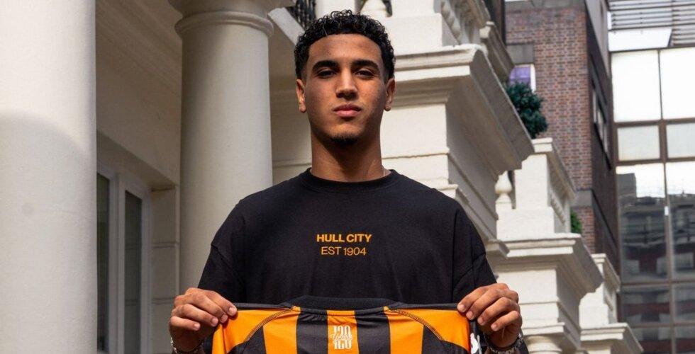 Officiel, Reda Laalaoui s'engage avec Hull City