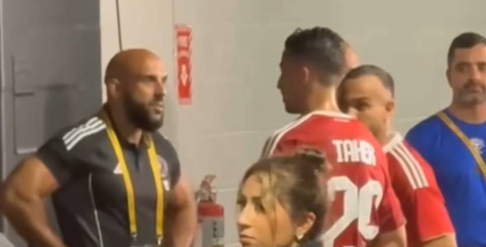 Messi’s Bodyguard Blocks Two Al Ahly Stars from Meeting Argentine Icon