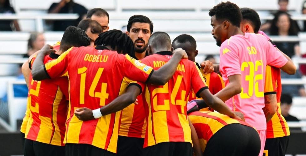 Parmi eux l’Espérance de Tunis .. 11 clubs tunisiens interdits de recrutement !