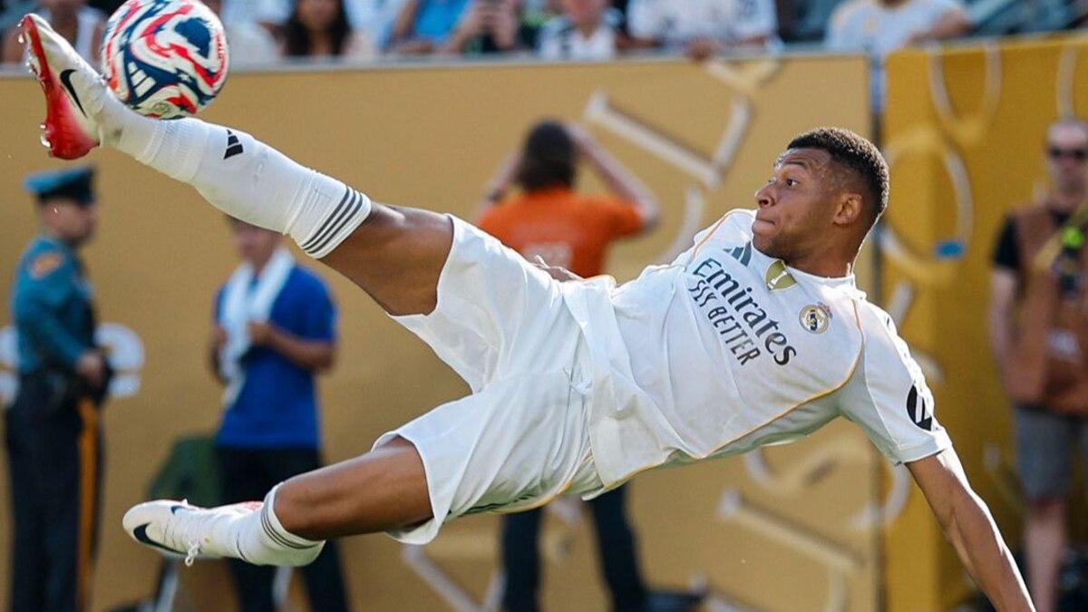 Real Madrid : Kylian Mbappé égale déjà un record de Karim Benzema