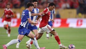 Al-Ahly : José Ribeiro dresse une liste de 7 joueurs intransférables