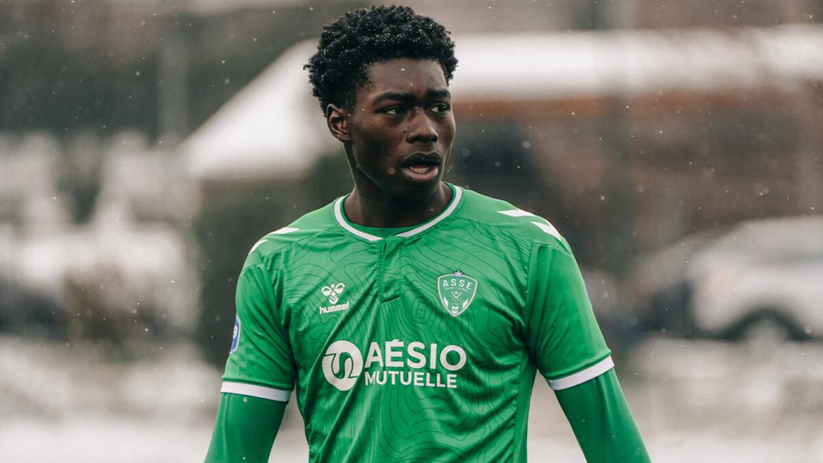 Mercato : Deux courtisans s’activent pour Ayman Aiki