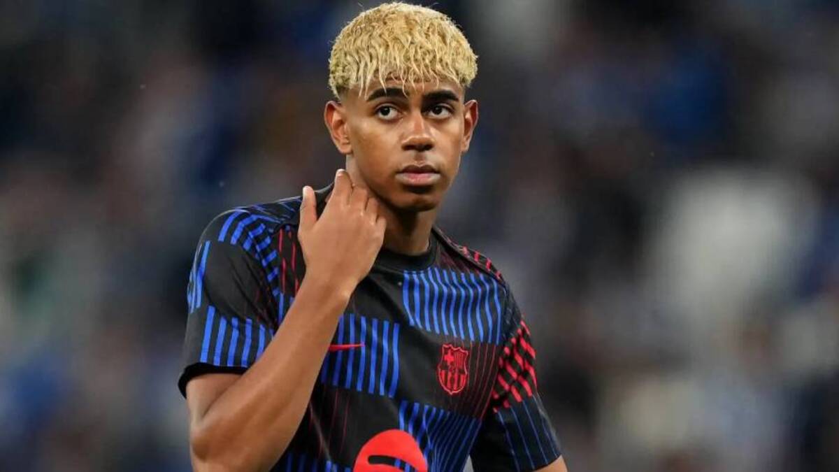 La star de Barcelone Lamine Yamal dévoile son équipe de rêve de tous les temps
