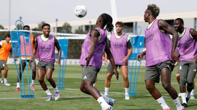 Le Real Madrid frappé par un coup dur en pré-saison avec sa star du milieu sur la touche