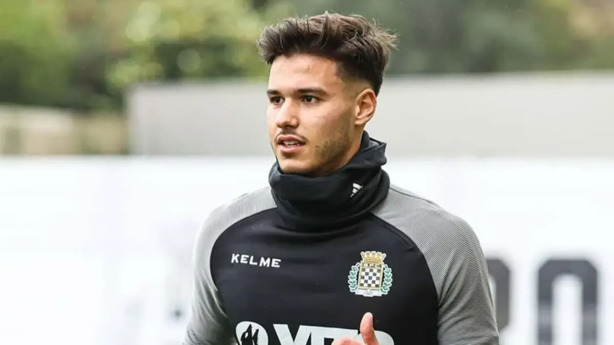 Mamelodi Sundowns closing in on another Portuguese star - Foot Africa