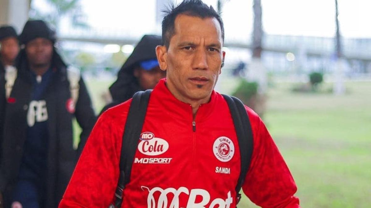 African giants close in on Fadlu Davids appointment - Foot Africa