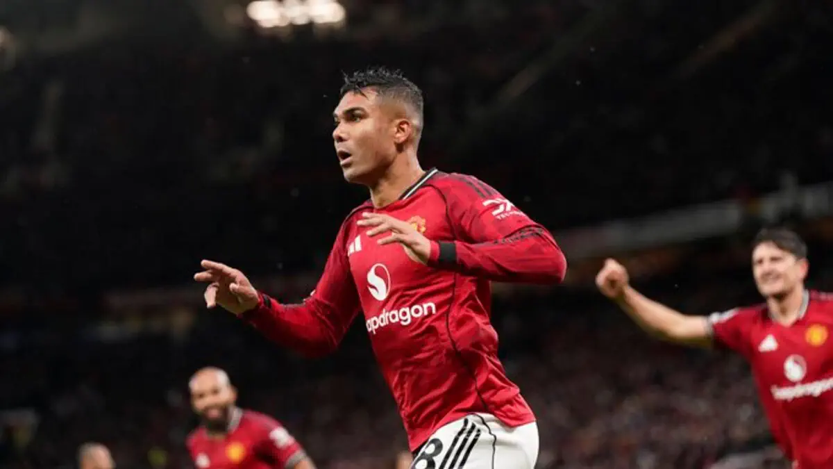 مانشستر يونايتد يريد تمديد عقد كاسيميرو