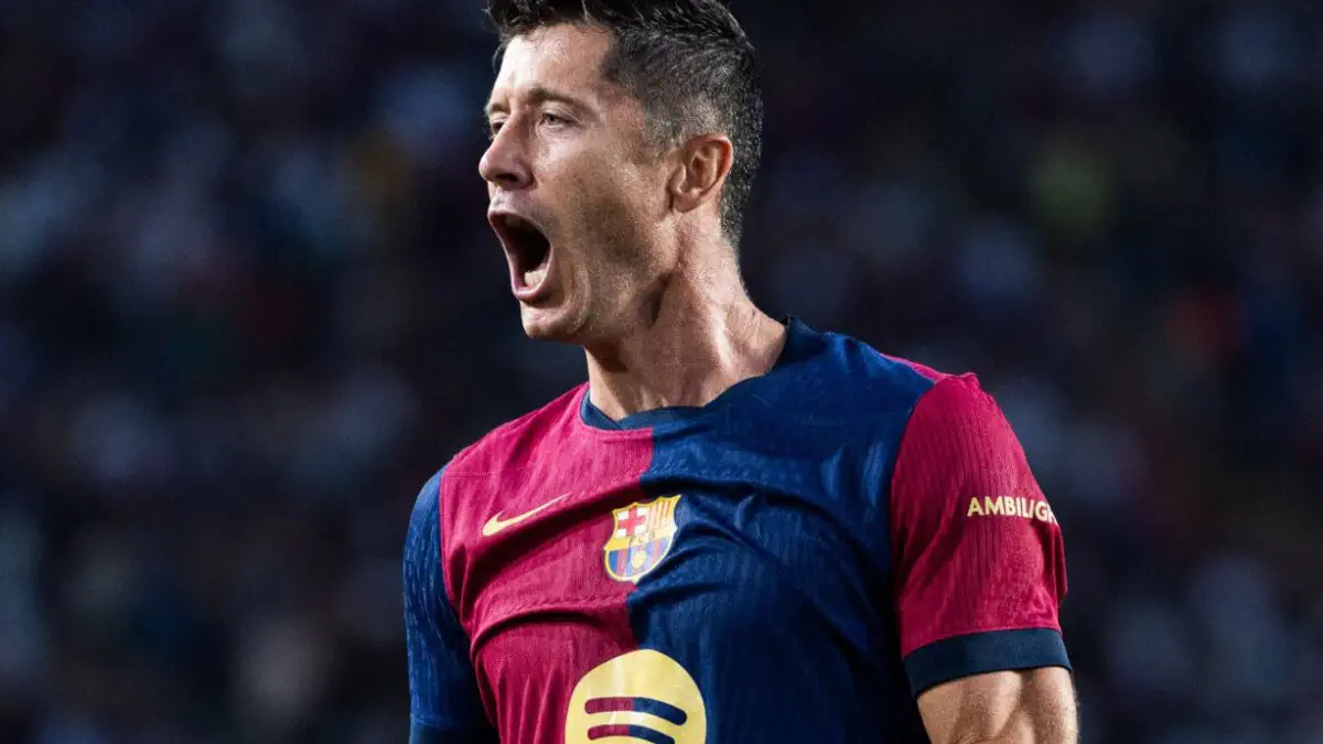 برشلونة: اجتماع بالغ الأهمية بين روبرت ليفاندوفسكي ولابورتا