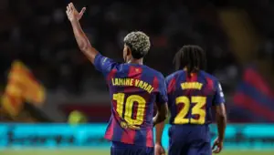 لامين يامال يسطر رقماً قياسياً جديداً لبرشلونة في دوري أبطال أوروبا!