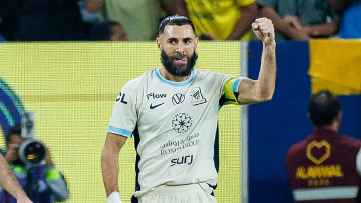 Benzema ghi bàn loại Al Nassr, Ronaldo lần thứ 13 lỡ hẹn danh hiệu ở Ả rập 1 Photo) Karim Benzema sparks controversy with Instagram post after Al Ittihad's win over Ronaldo's Al Nassr - Foot Africa