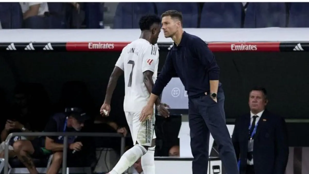 Xabi Alonso threatened Vinicius Jr right in the middle of El Clasico! - Foot Africa