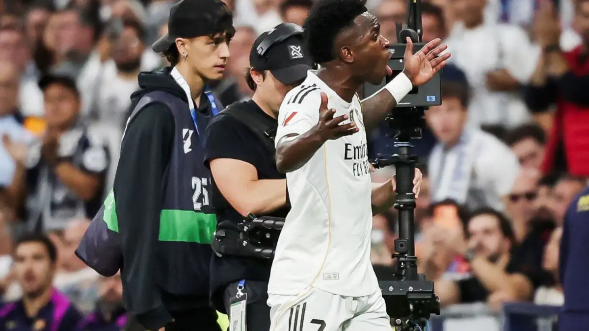 ريال مدريد: غضب فينيسيوس في الكلاسيكو، ماستانتوونو يكشف عن حقيقة