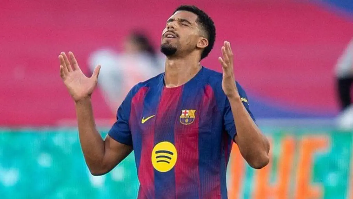 FC Barcelone inquiet pour Ronald Araujo 