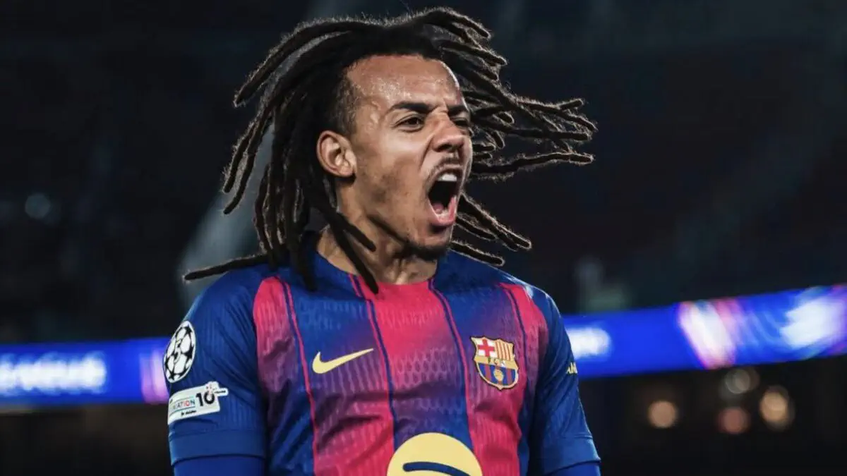 برشلونة: هانزي فليك يهدئ المخاوف بشأن جول كوندي