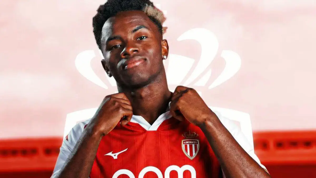 Simon Adingra - Vươn Mình Trở Thành Mũi Tấn Công Nguy Hiểm