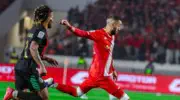 بالفيديو.. زياش يسجل هدفا صاروخيا في مرمى الجيش !
