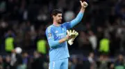 Courtois shines and reacts to the tactical duel between Arbeloa and Guardiola
