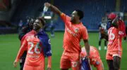نادي كوفنتري سيتي يعود إلى الدوري الإنجليزي الممتاز
