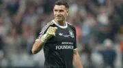 Juventus : Emiliano Martinez donne son accord, Aston Villa doit trancher