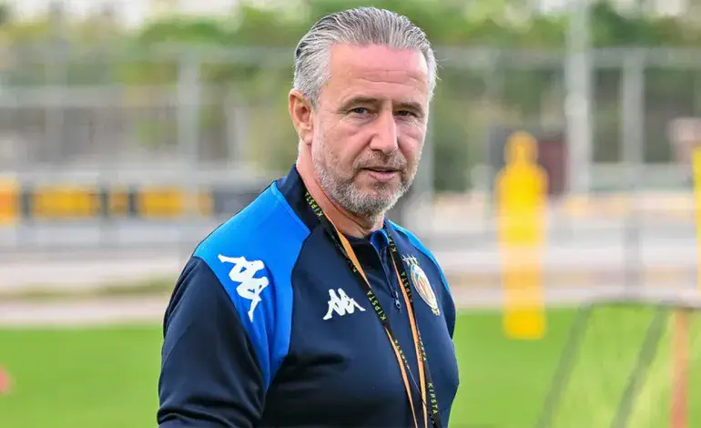 Laurențiu Reghecampf