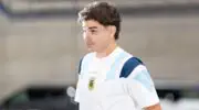 إجراء مفتوح ضد برشلونة في قضية جوليان ألفاريز