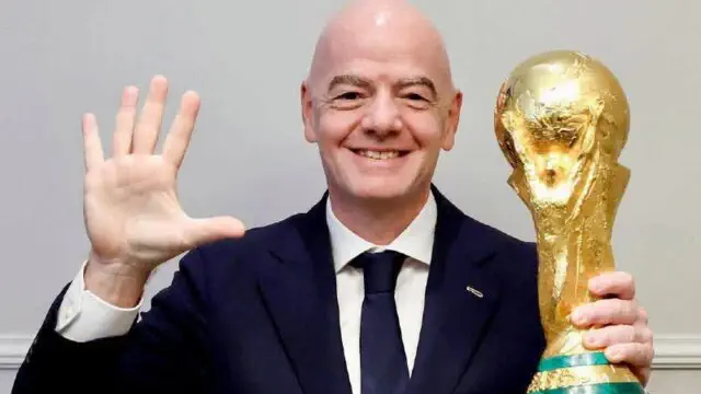 Finale Mondial 2030 : Gianni Infantino et le Maroc, la FIFA dément