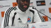 Slovaquie : Yaya Touré réussit ses débuts sur le banc de Slovan Bratislava