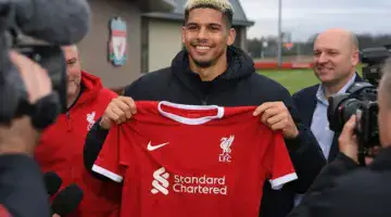 Liverpool : Ronald Araújo - Virgil van Dijk, une charnière difficile à dribbler