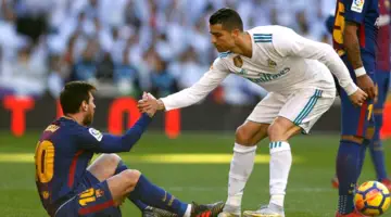 Cristiano Ronaldo présente ses condoléances à Leo Messi après la mort de son père !