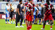 Fulham : Alvaro Arbeloa expulsé par l'arbitre, les joueurs quittent aussi le terrain !