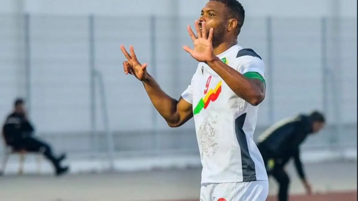 Un club de Ligue 1 se positionne sur Steve Mounié