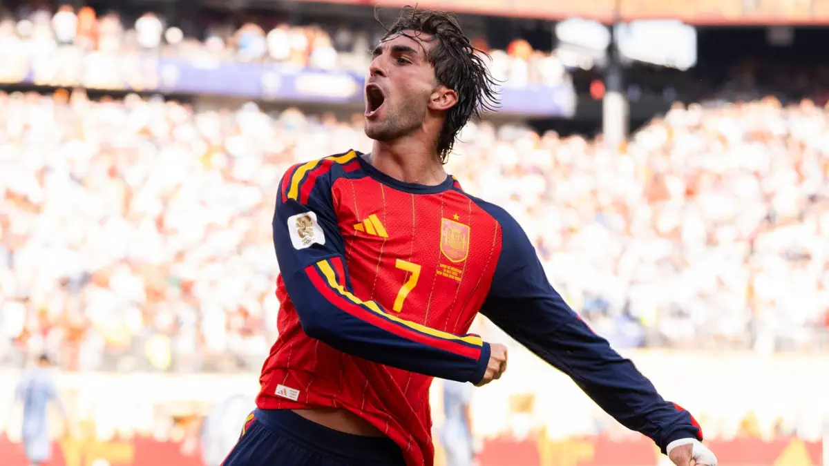 Paris Saint-Germain have agreed to Barcelona's €50 million asking price for Ferran Torres!