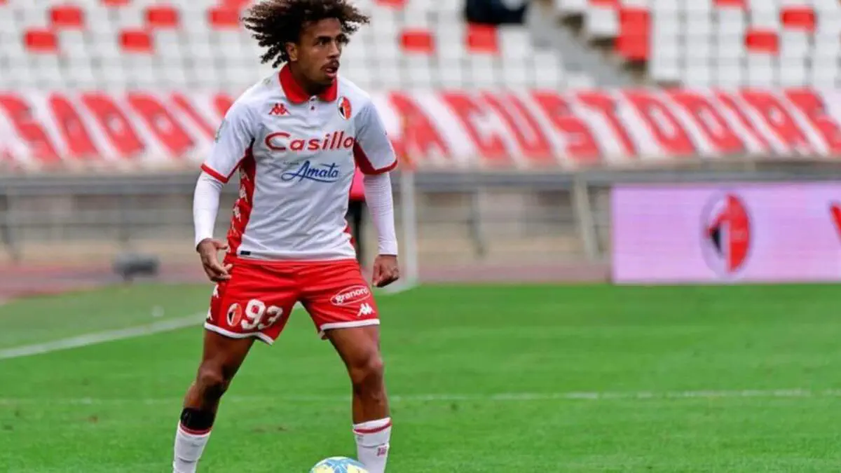 مهدي دورفال يغادر باري وينضم إلى كاتانزارو