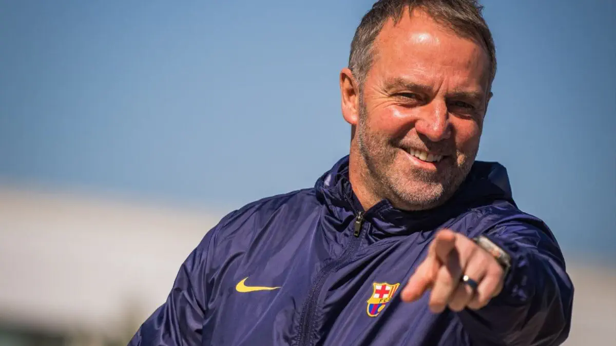 FC Barcelone : Hansi Flick prépare un gros changement 