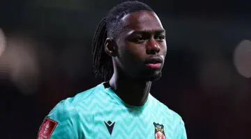 Arthur Okonkwo : le nigerian a deux pistes en Championship