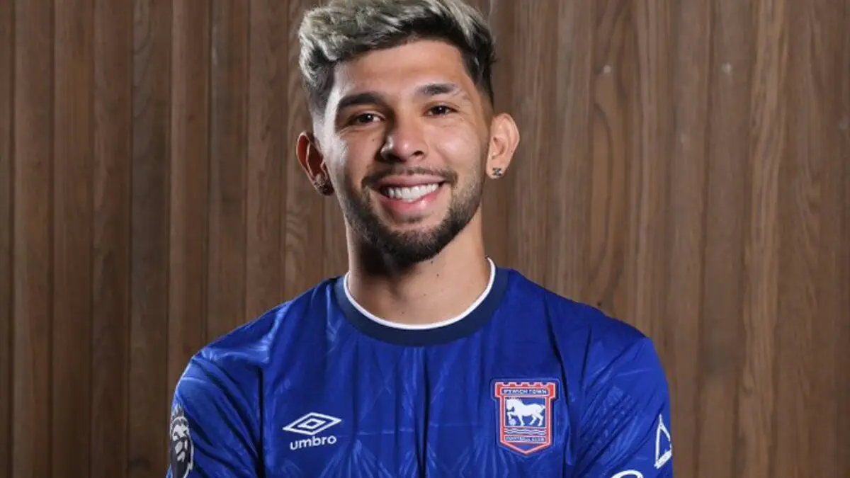 Officiel : Julio Enciso revient en Angleterre