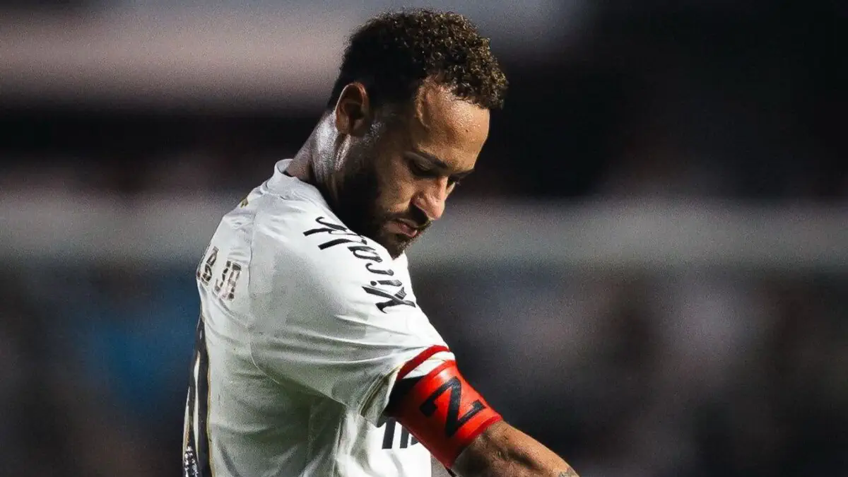 Brésil : Neymar enflamme la polémique avec Thiago Mendes 