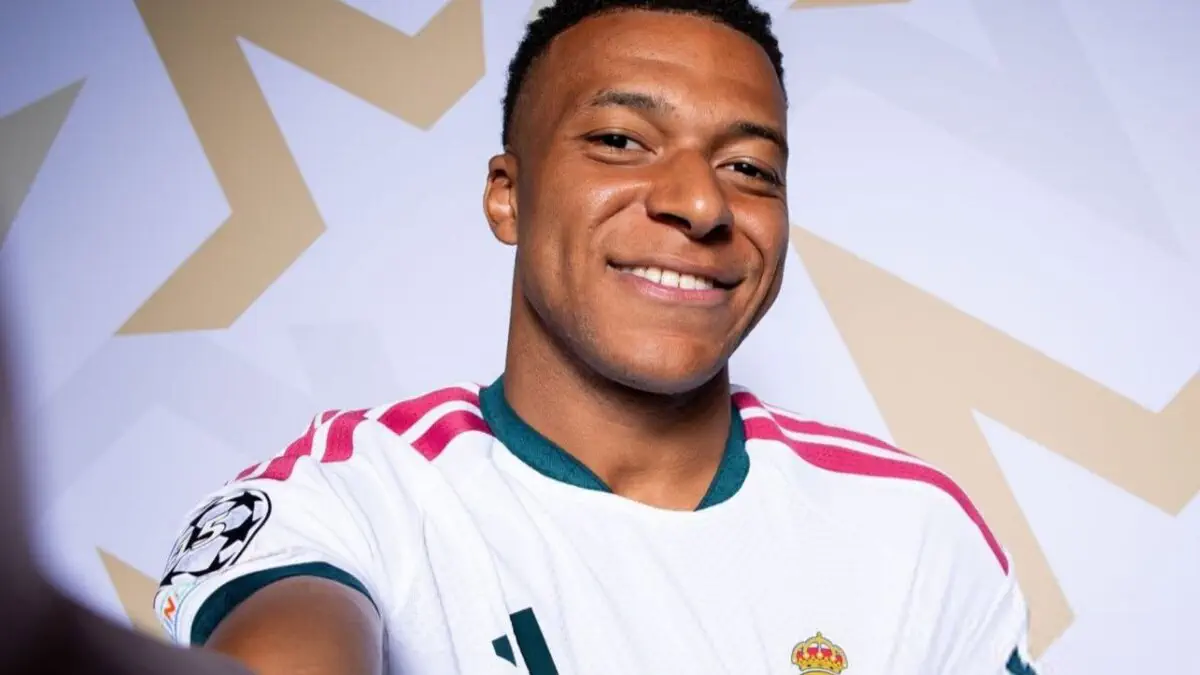 Real Madrid : "Kylian Mbappé est trop fort", José Mourinho