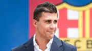 FC Barcelone : "Rodri est le meilleur N°6 du monde", Hansi Flick