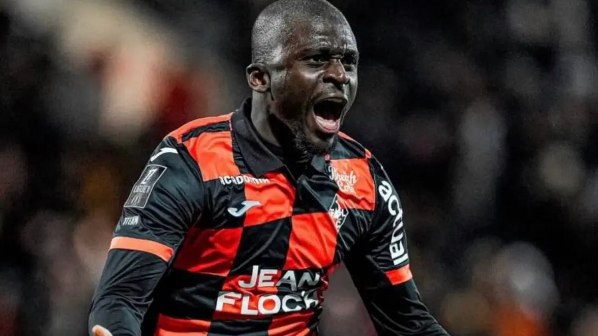 Le départ de Bamba Dieng vers la Lazio a aussi capoté